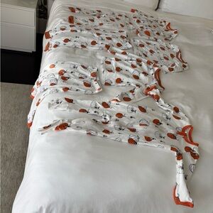 Four sets of matching Halloween Print pajamas 🎃